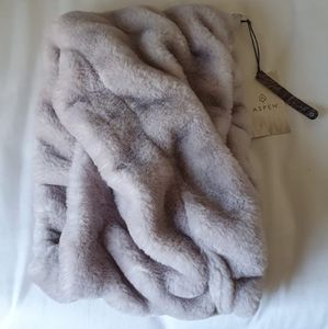 Aspen Faux Fur Snood